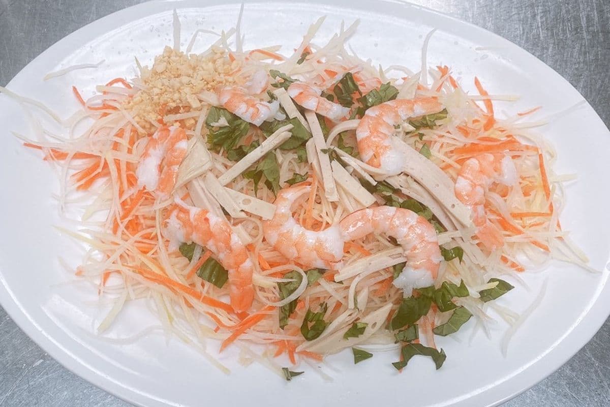 A5. Green Papaya Salad - Mon Goi Du Du