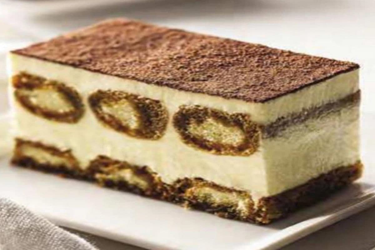 Tiramisu Cake Slice (1 Pack)