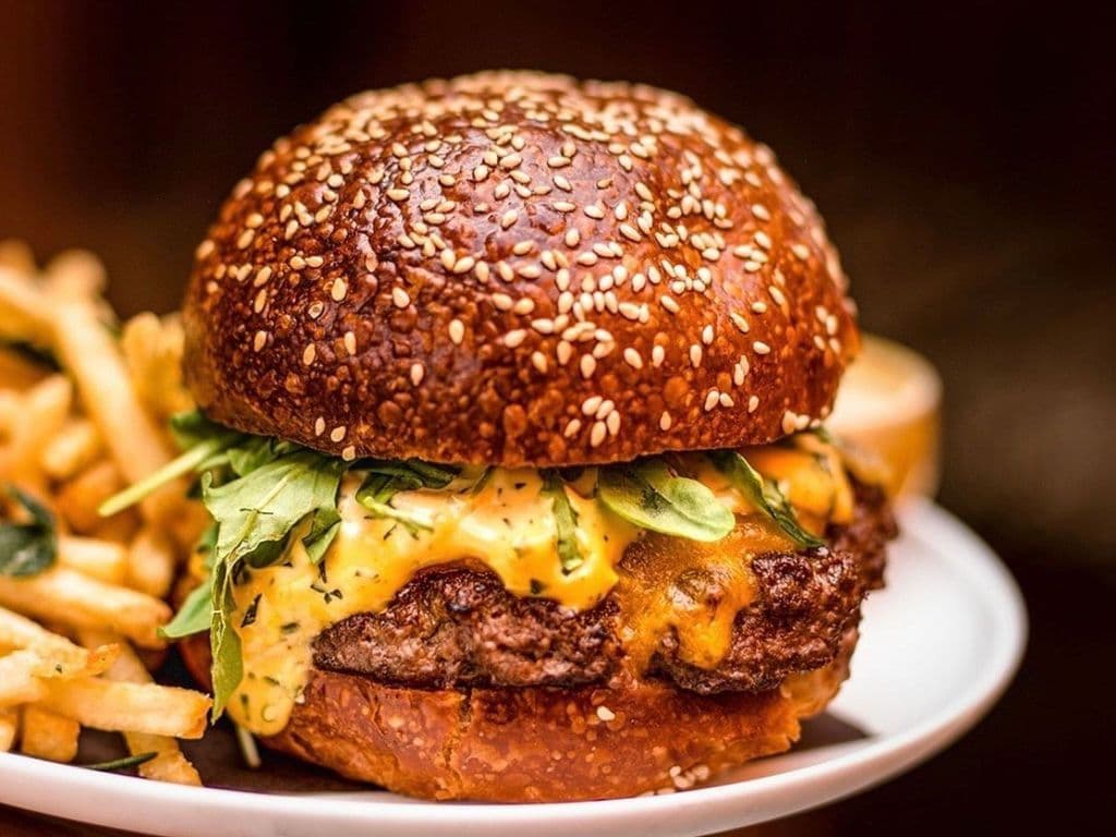 Gusto "americano" burger