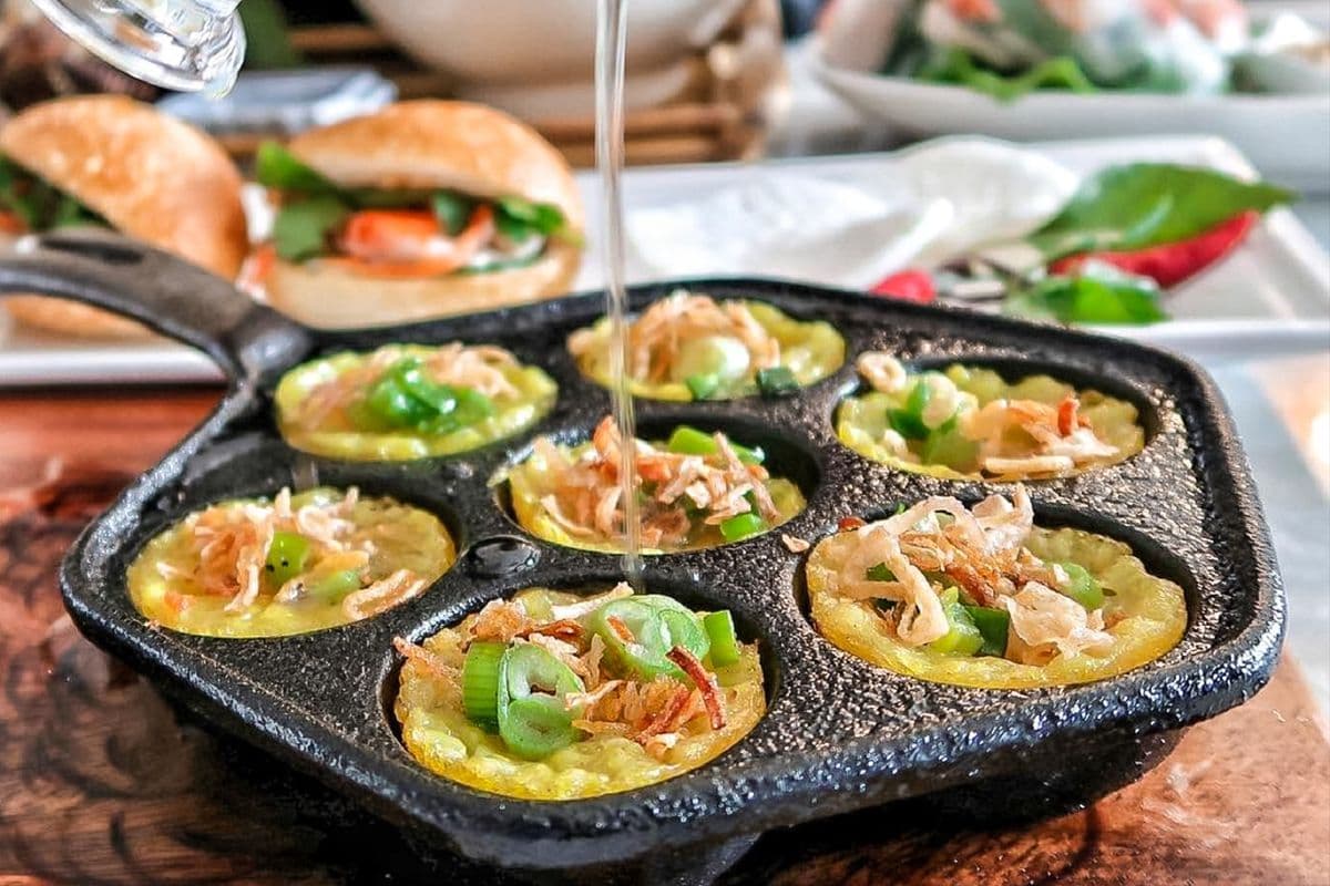 Savoury Mini Crepes / Bánh Khọt