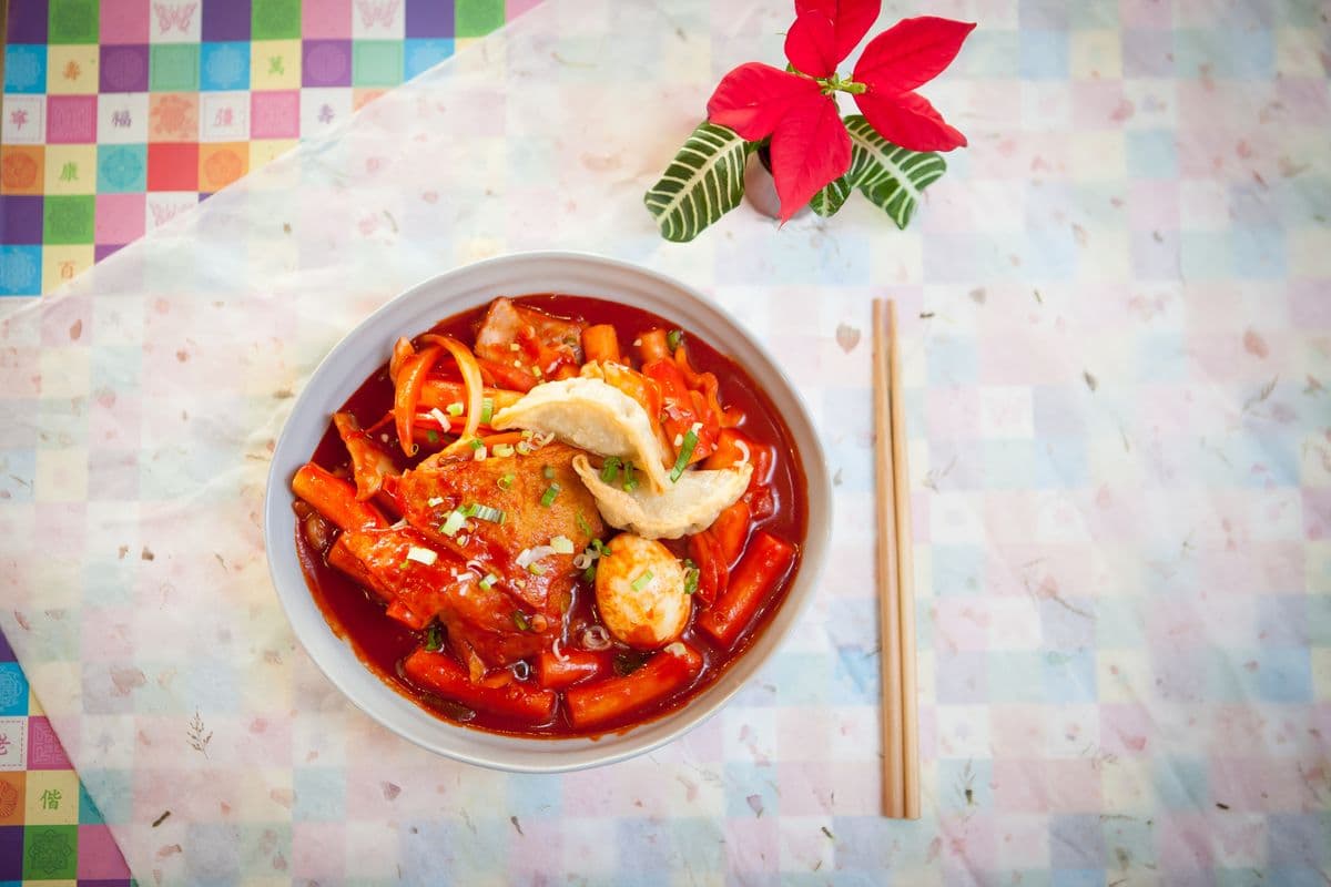16. Tteok-bokki.(spicy)