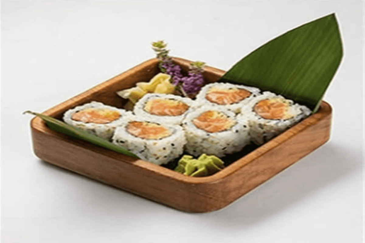 182. Crispy Spicy Salmon Roll