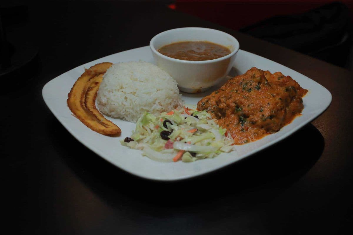 Sobrebarriga en salsa