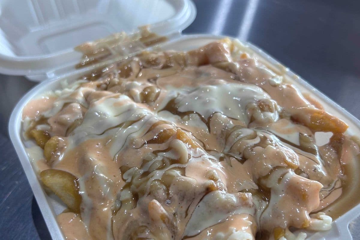 Chicken Poutine REG.