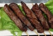 A21. Beef Skewers (5 pcs) 香烤牛肉串