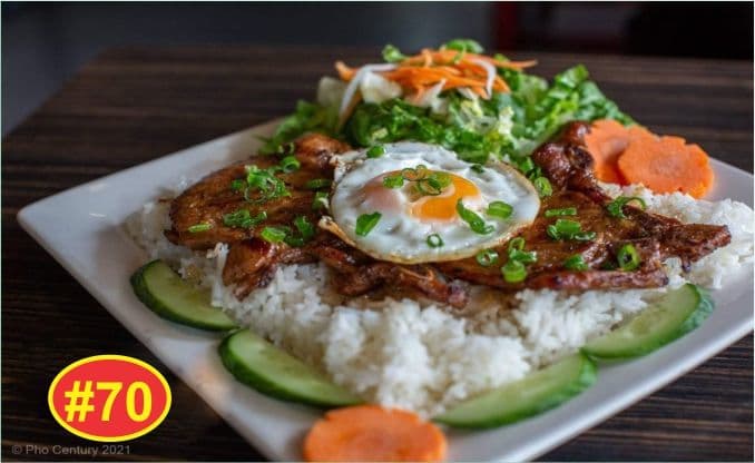 70. BBQ Lemongrass Pork Chop on Rice - Com Suon Nuong Xa Trung (8 IN BOX CHARGE)