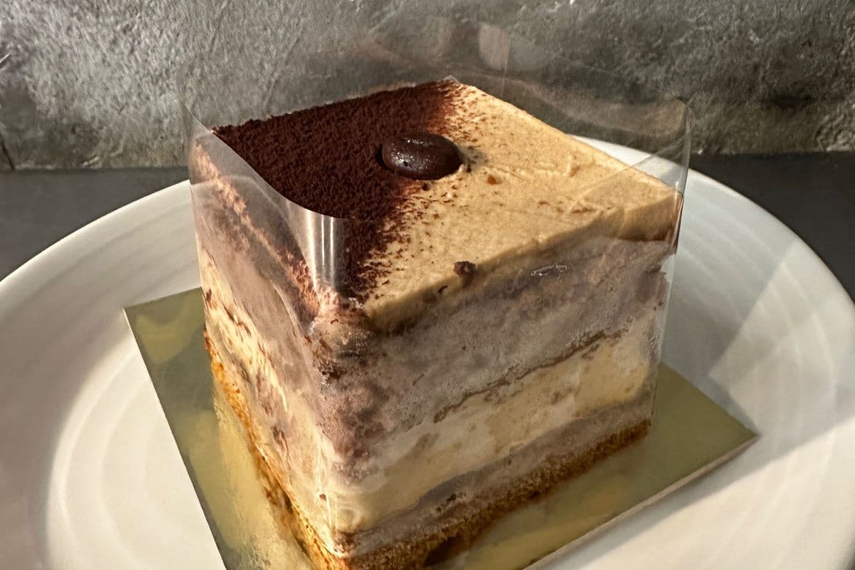 (New!) Tiramisu Cake