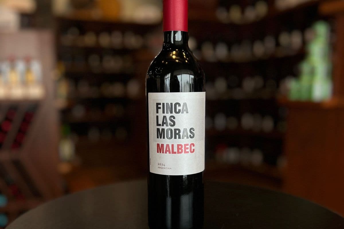 red | finca las moras malbec (1 x 750 ml)