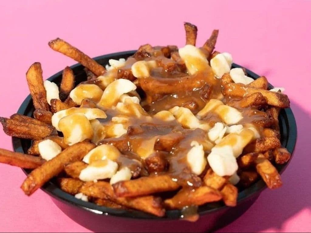 Regular Poutine plain/sans ajout