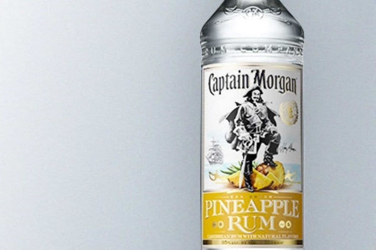 CAPTAIN MORGAN PINEAPPLE FLAVOURED RUM (750ML) (1 x 750ML)