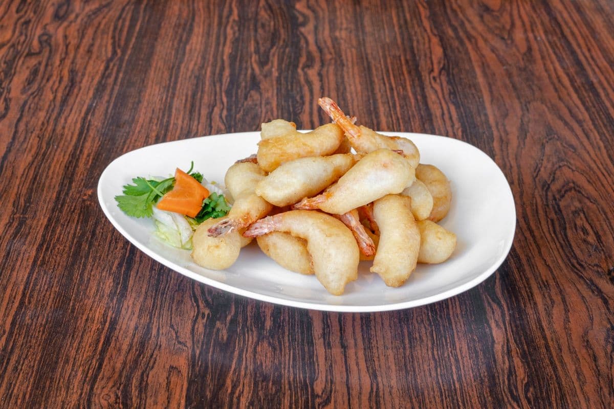 23. Deep-Fried Prawns with Sweet-and-Sour Sauce