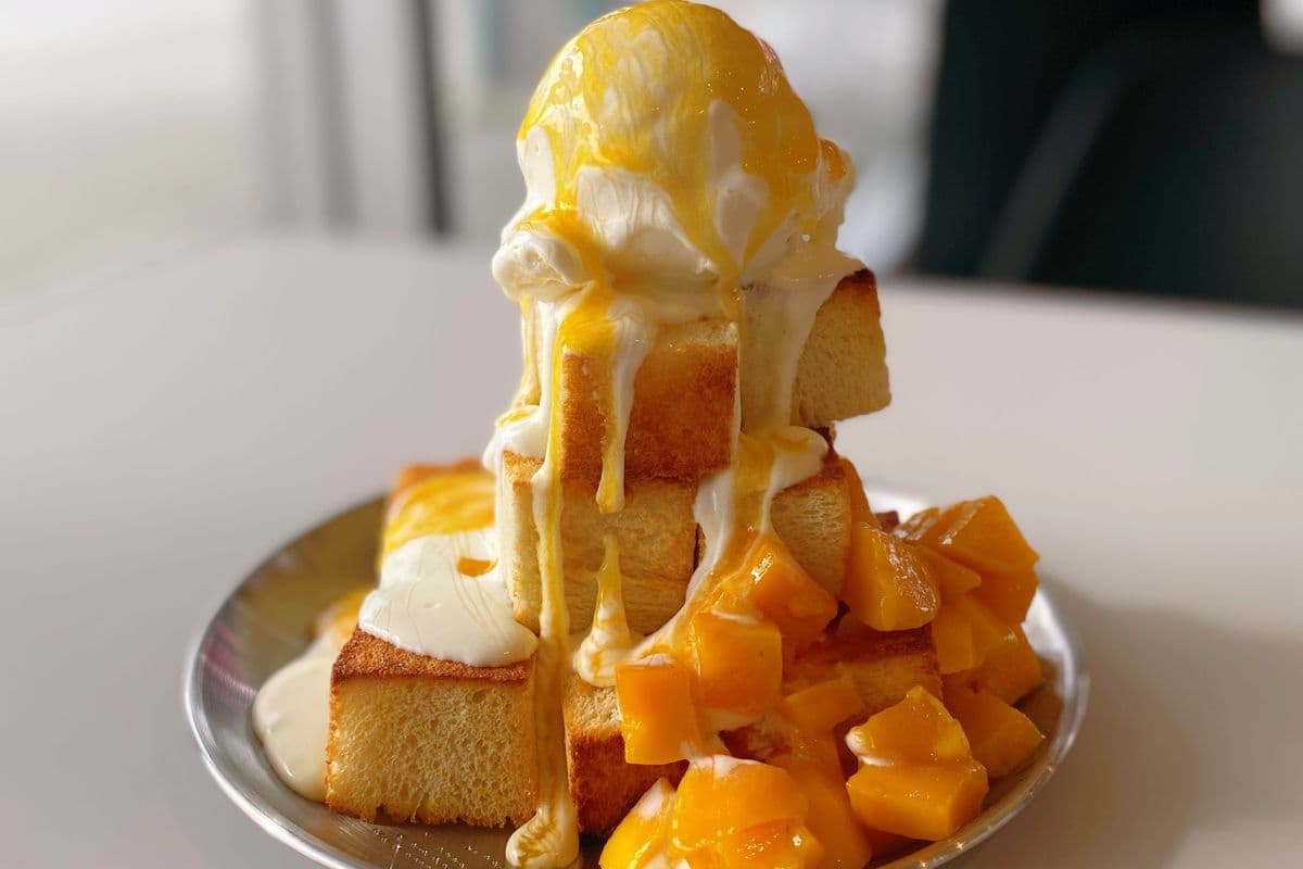 T1. Mango Honey Toast 芒果金磗