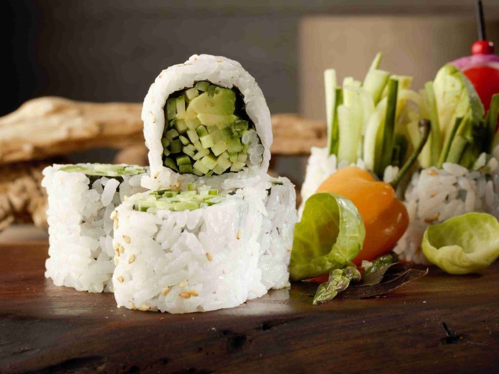 Cucumber Avocado Roll [6pc]