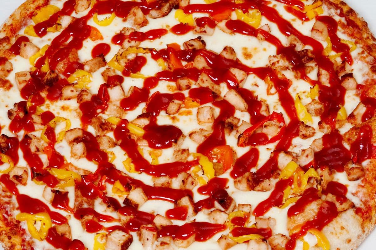 14" Large Spicy BBQ Chicken Pizza