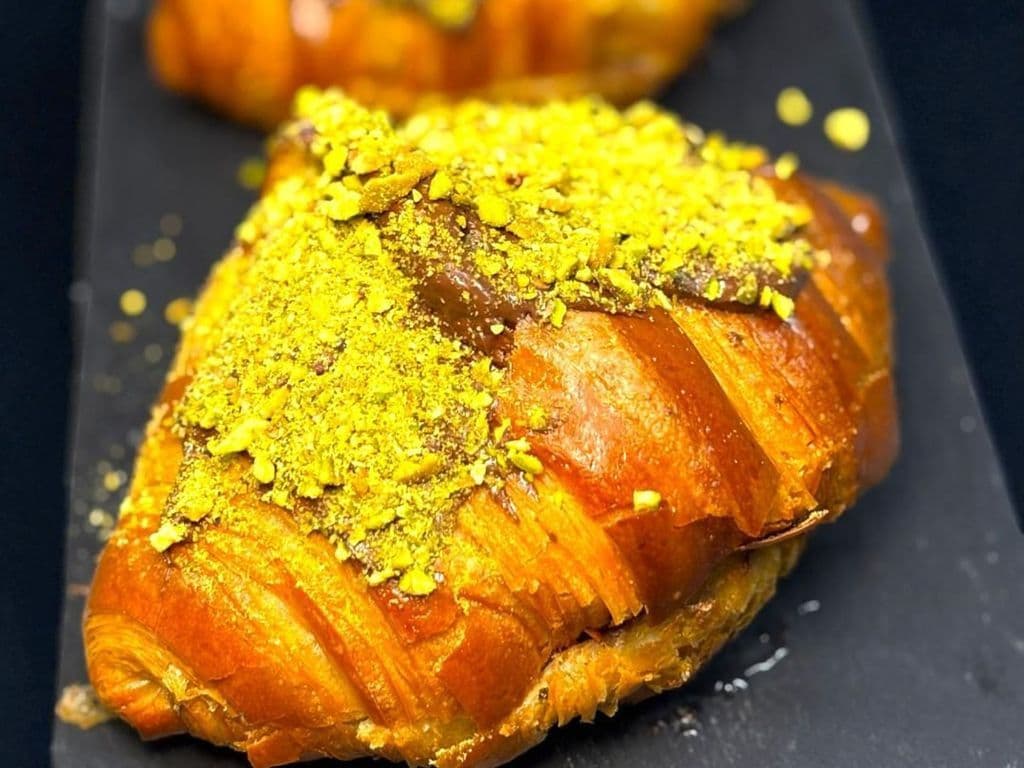 Croissant - Nutella Pitaschio
