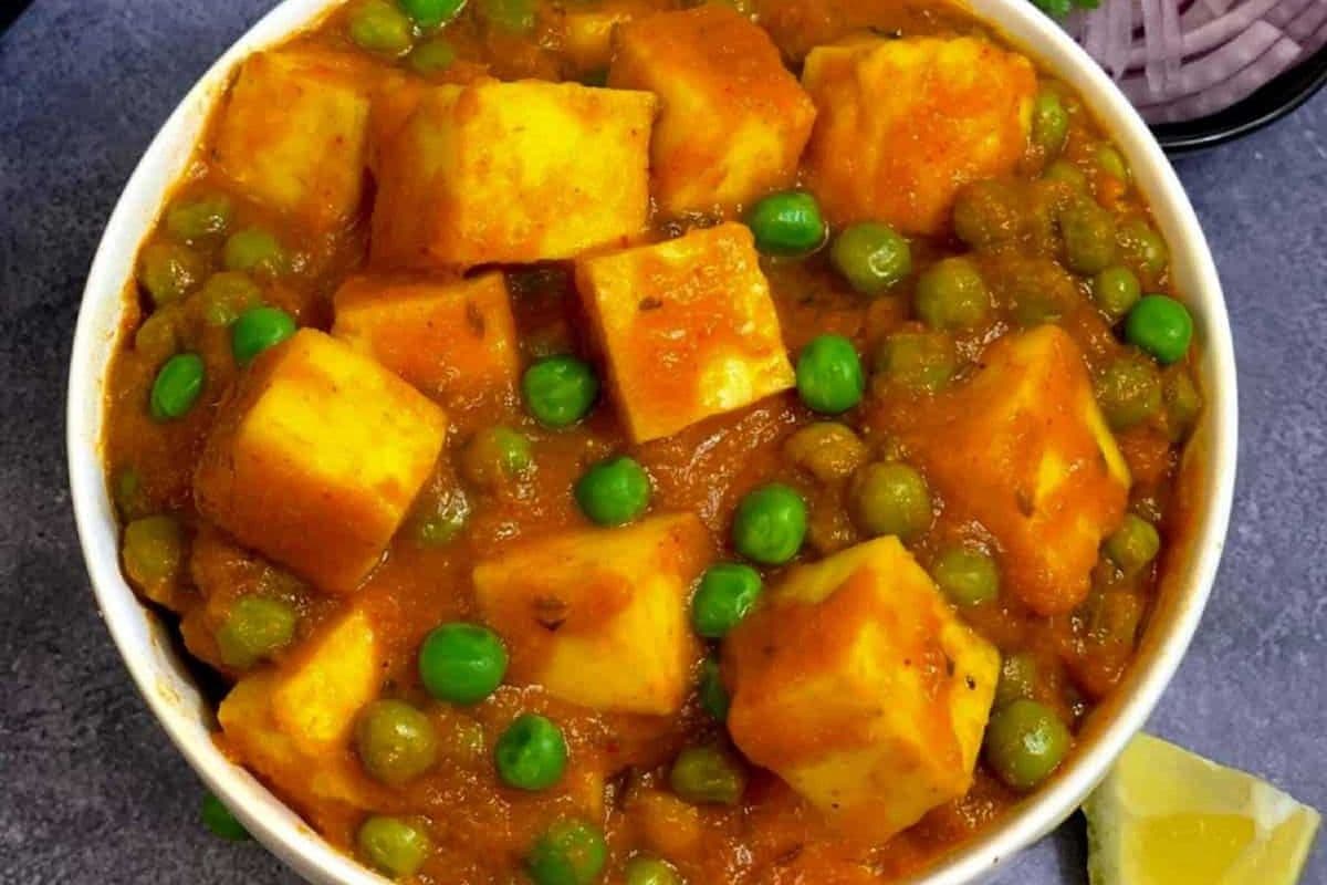 Matar Paneer
