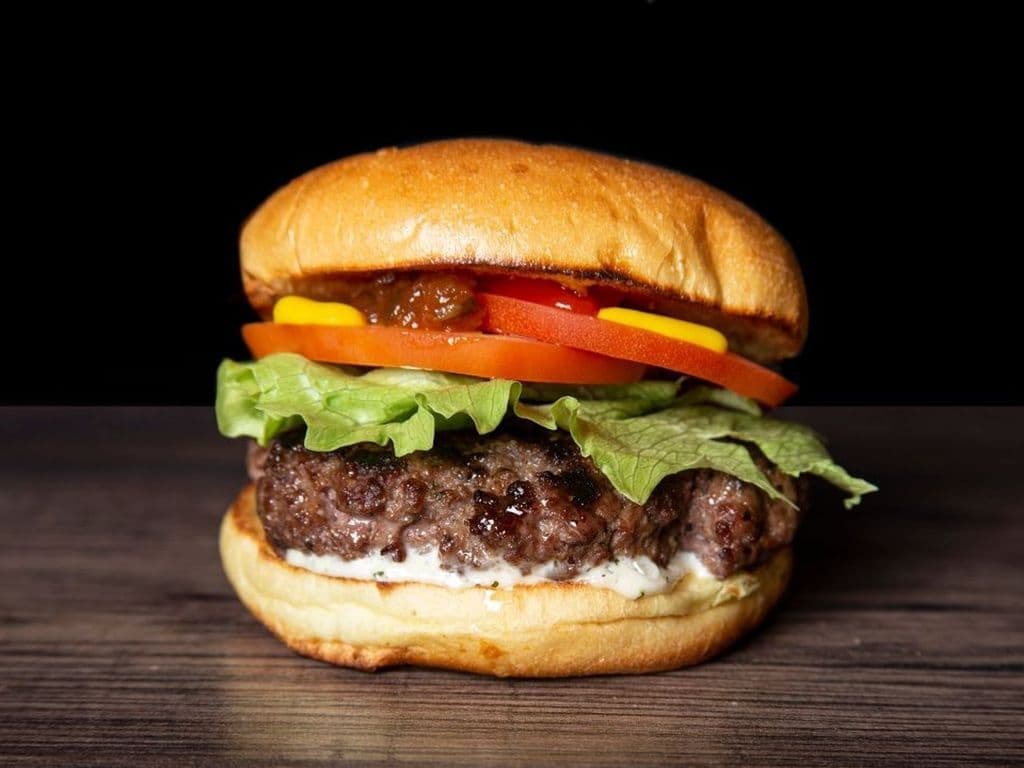 Vera Burger & Side*