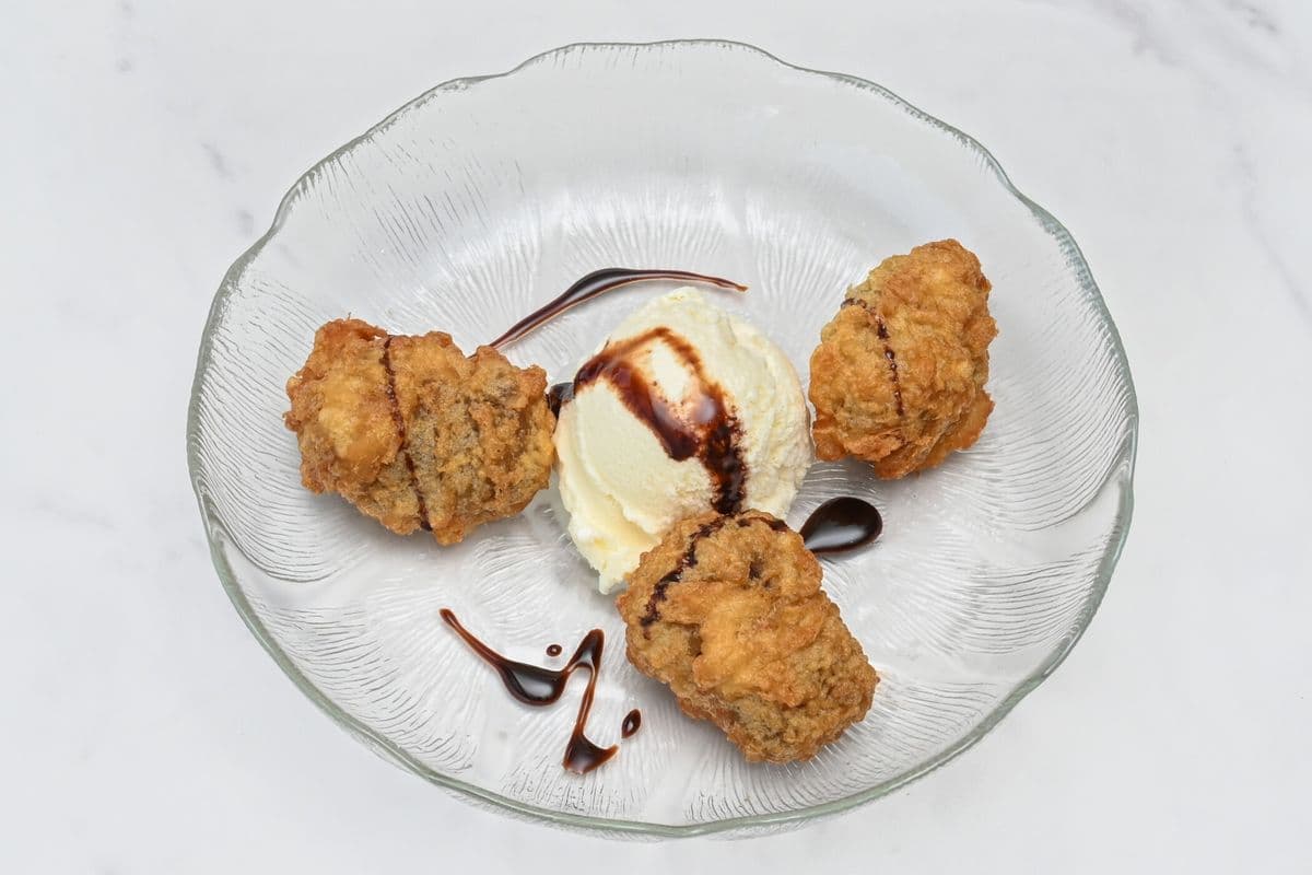 Deep-Fried Mars Bars (3 pcs)
