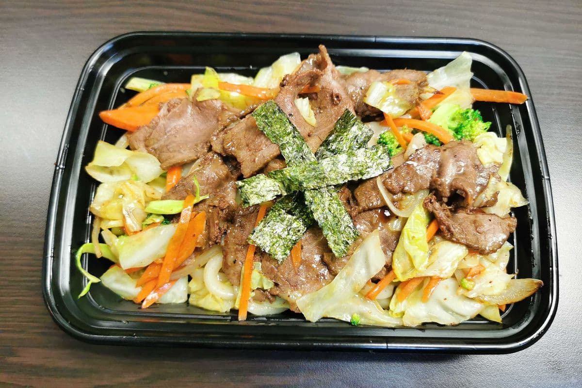 Pan-Fried Udon with Beef