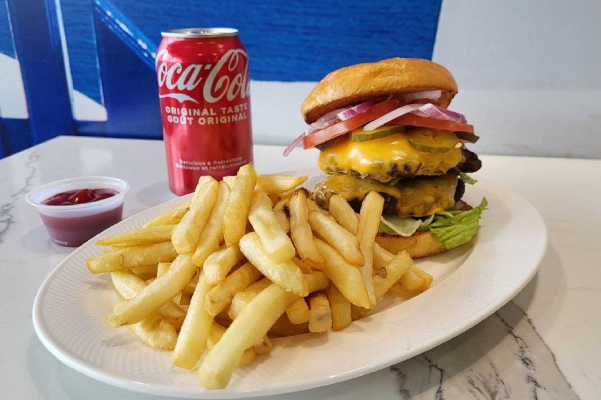 Cheeseburger Combo