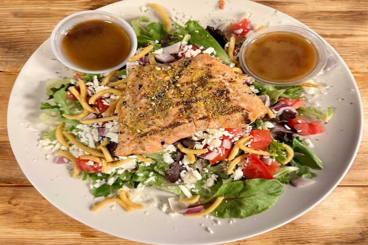 Oriental Sesame Salmon Salad
