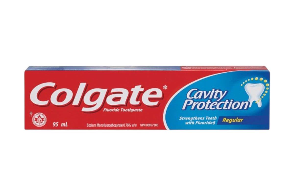 Colgate Regular Toothpaste (95gm)
