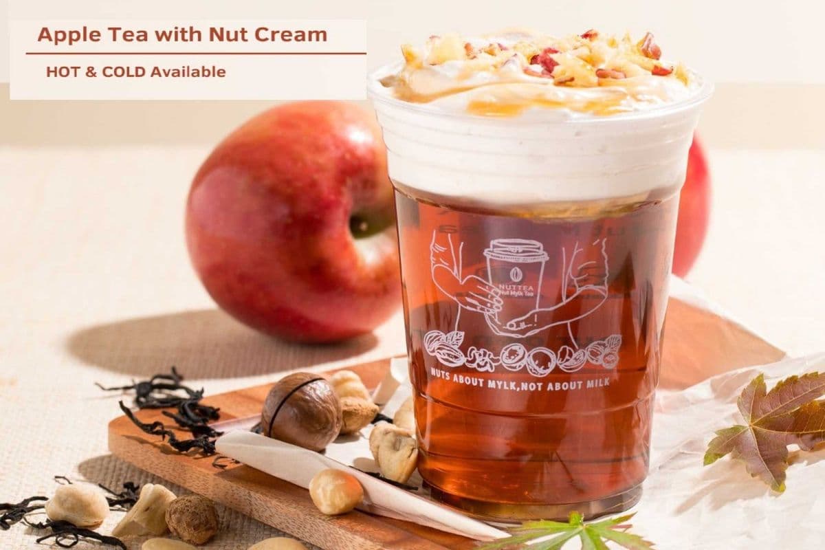 Apple Tea with Nut Cream
