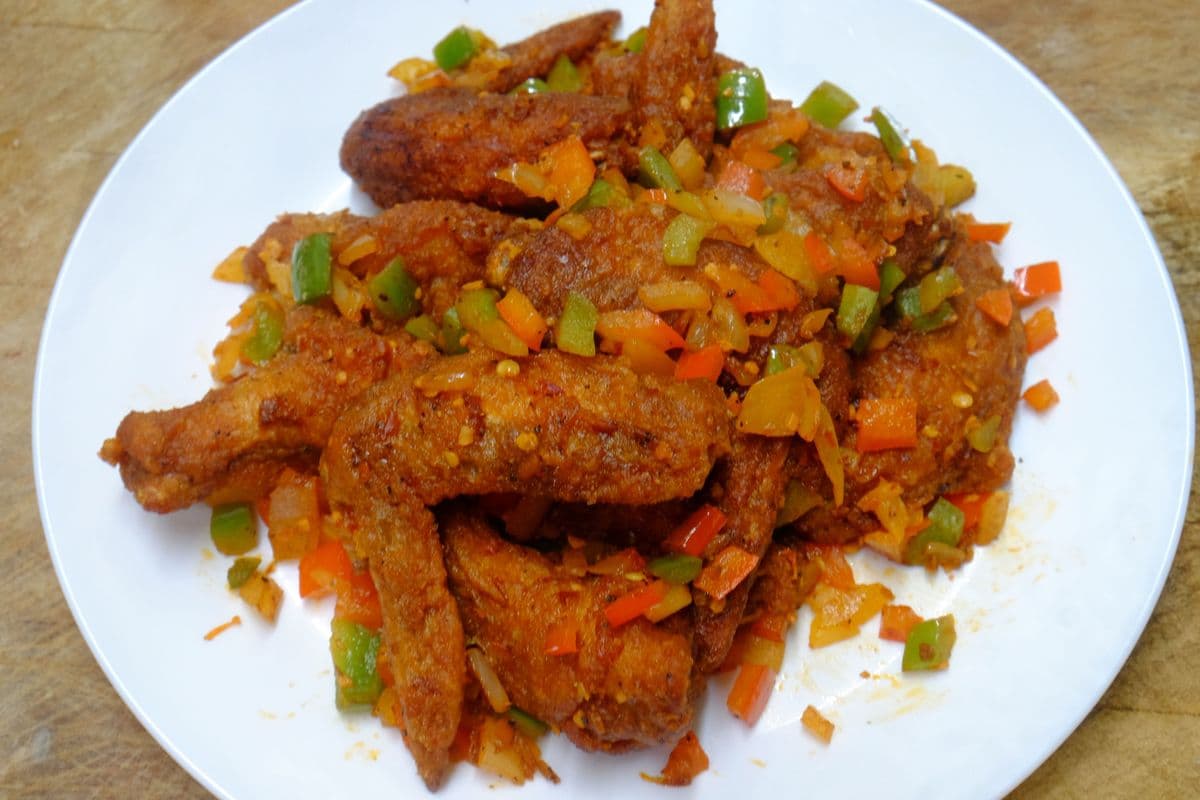 8. Yummy Yummy Spicy Chicken Wings