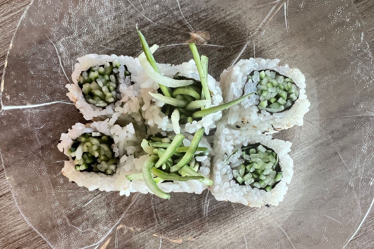 9. Cucumber Roll (6 pcs)