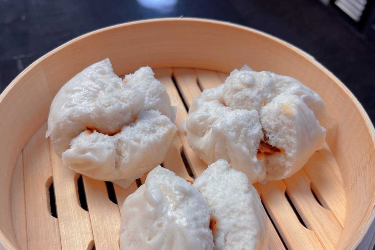D3. Steamed Char Siu Pork Bun (3pcs) 叉烧包