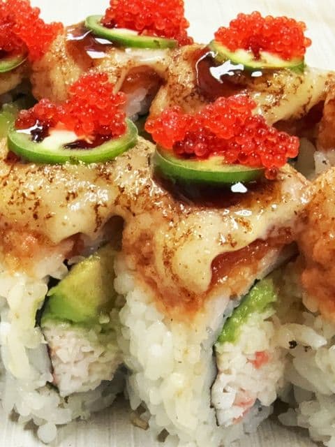 Flamingo Roll (8pcs) / 火烈鸟卷 （8pcs）