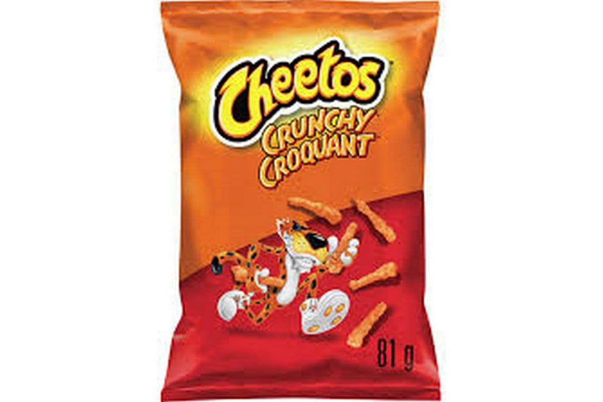 Cheetos Crunchy Flamin' Hot Cheese Chips (80 g)