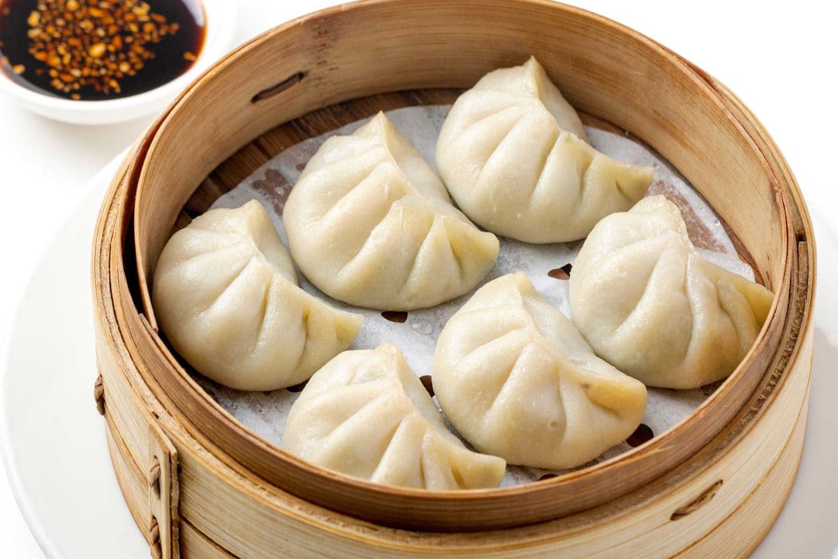 002. Steamed Vegetable Dumplings 素蒸餃 (6 pcs)