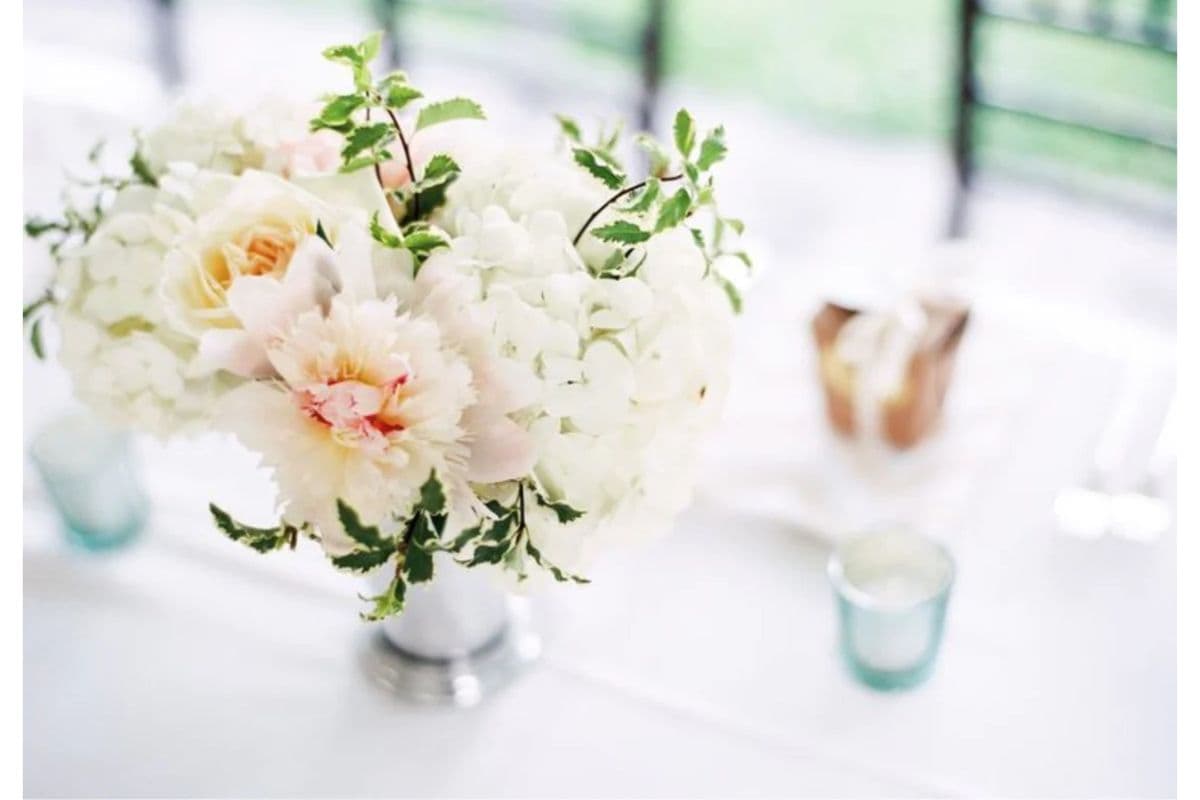 Glowing White Centerpiece