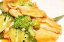 AC4. Chicken with Broccoli 雞肉炒西藍花