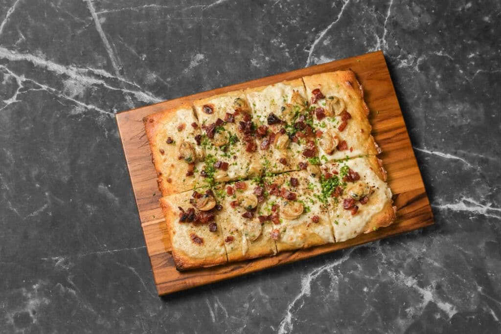 Pancetta e Vongole Pizza