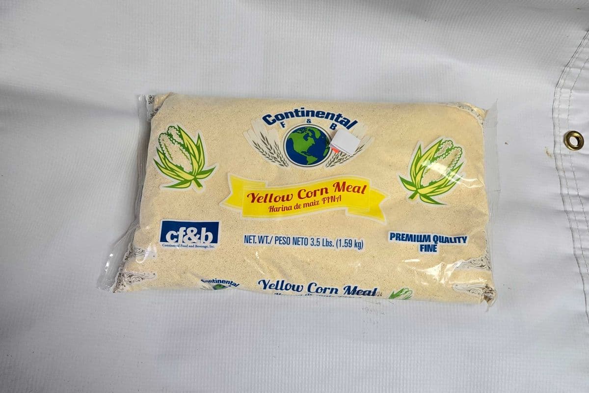 CONTINENTAL FARINE DE MAIS JAUNE (3.5 LBS)