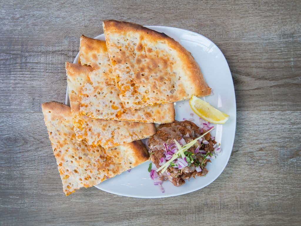 Amritsari Kulcha with Chhole
