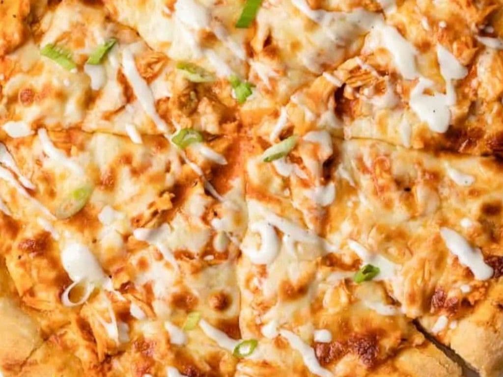 Small Bacon Chicken Bliss Pizza
