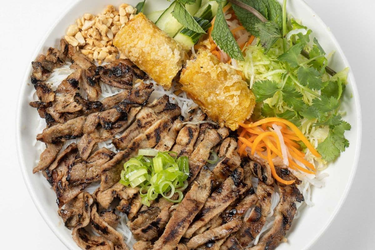 48. Grilled Pork and Spring Roll with Vermicelli Noodles