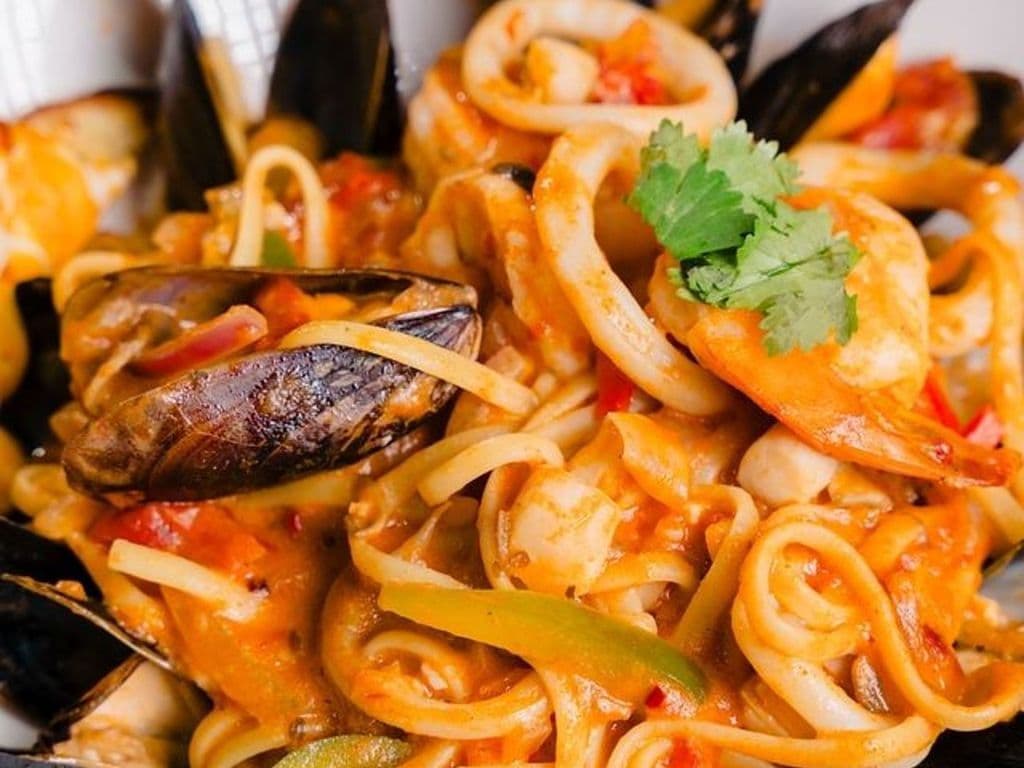 Seafood Curry Pasta