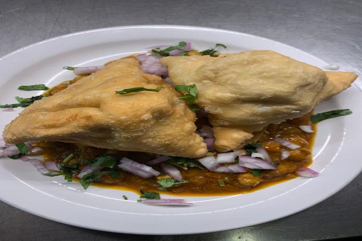 Samosa Plate (2 pcs)