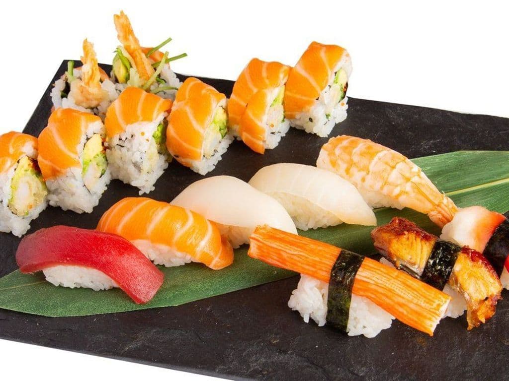 C03. Sushi Set C (16 Pcs)