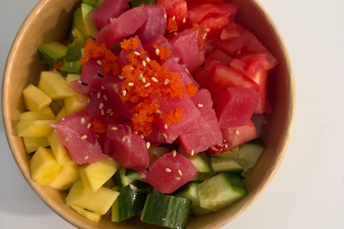 Tuna poke bowl