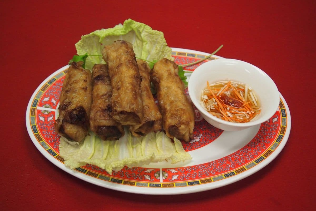 17. Spring Rolls (5 pcs)