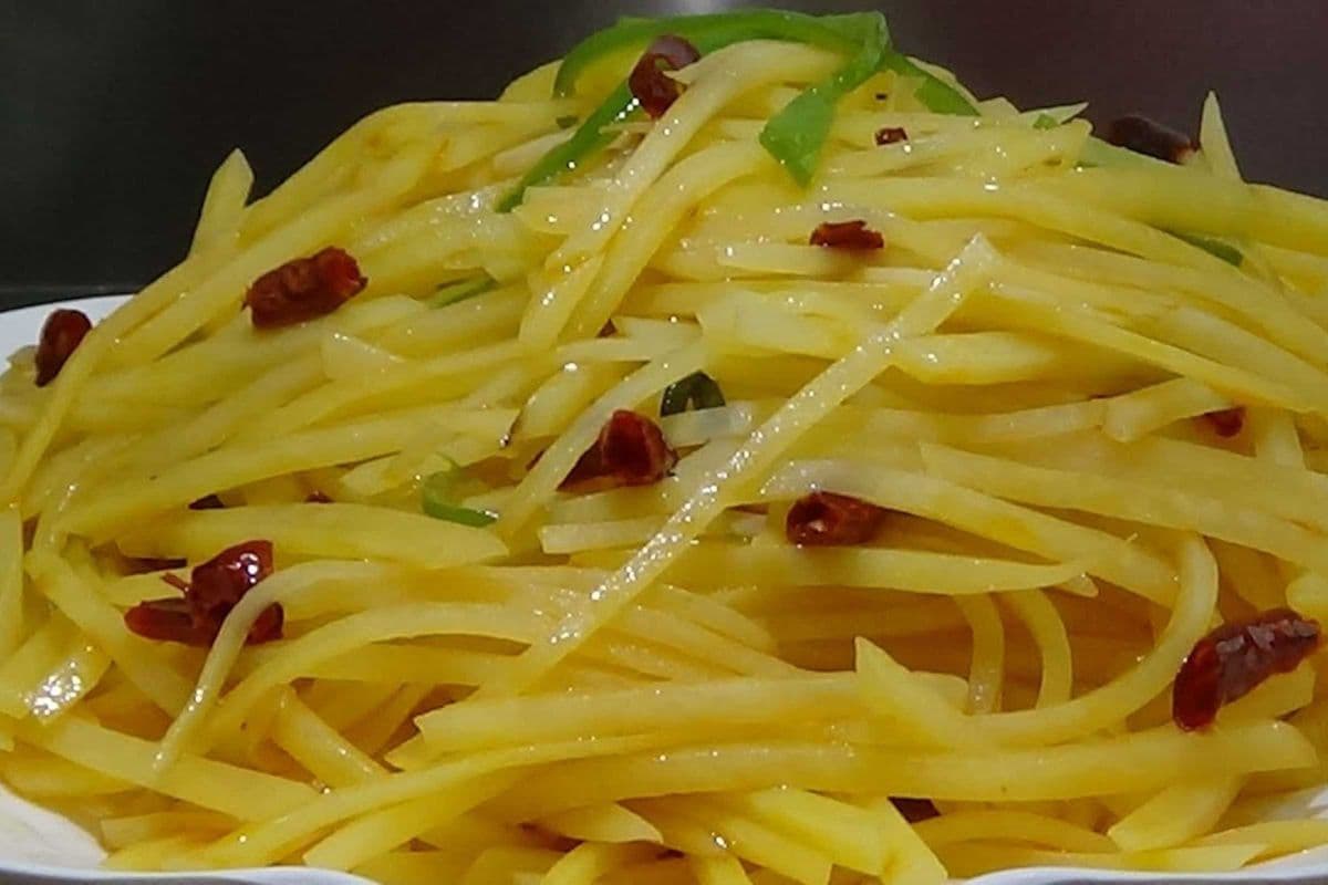 Spicy and Sour Potato (酸辣土豆丝(醋溜,清炒))