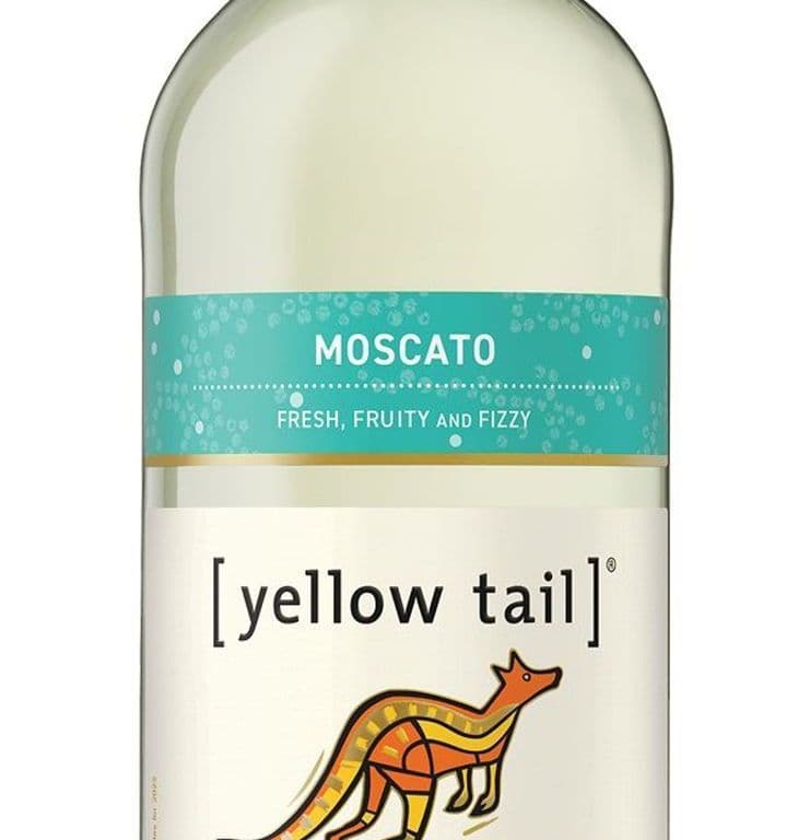 YELLOW TAIL Moscato, 750ml