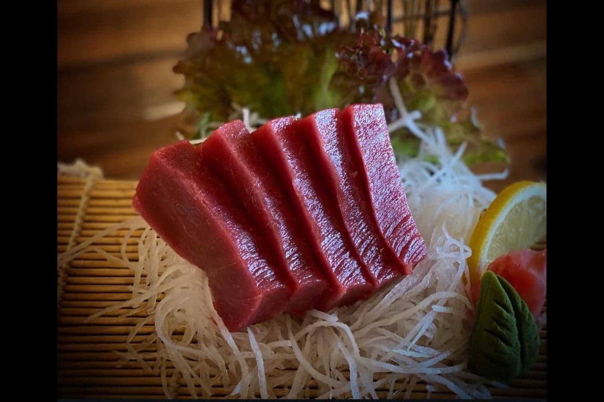 Blue Fin Tuna Sashimi (5 pcs)