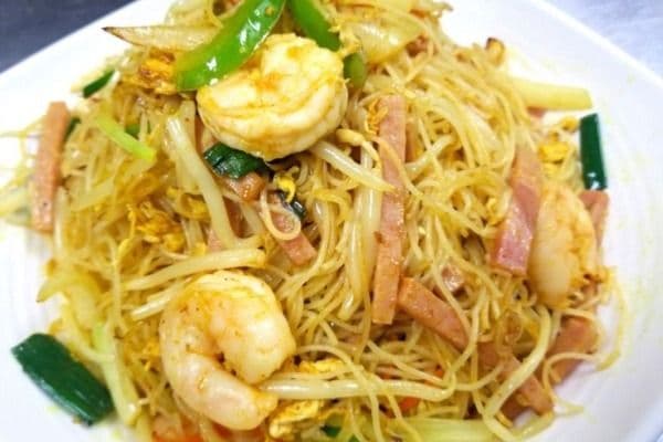 Singapore Mein Fun (Rice Noodles)