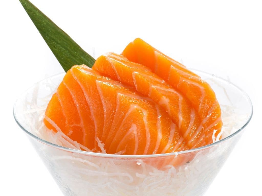 Salmon Sashimi (3 pcs)